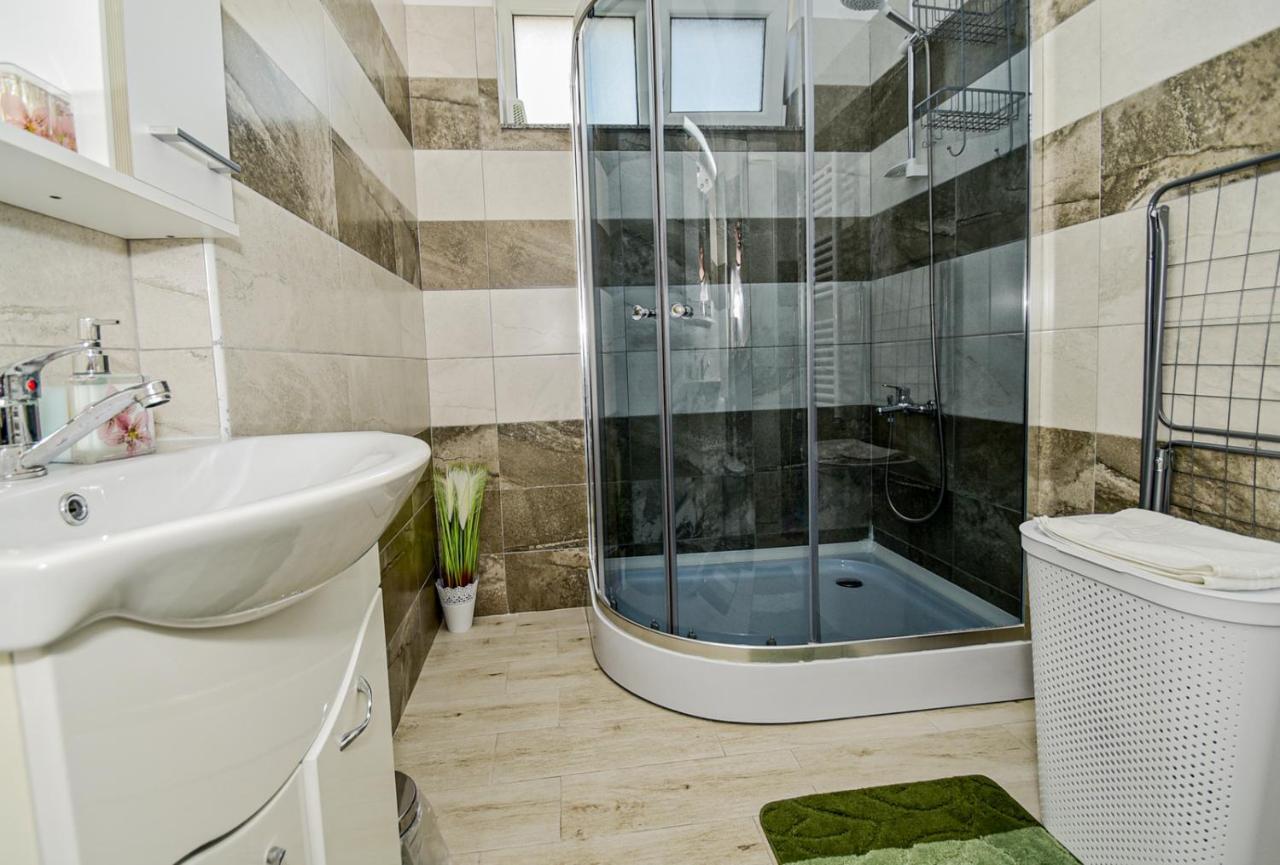 Ferienwohnung Sea View Astoria By Sunny Mamaia Năvodari Exterior foto